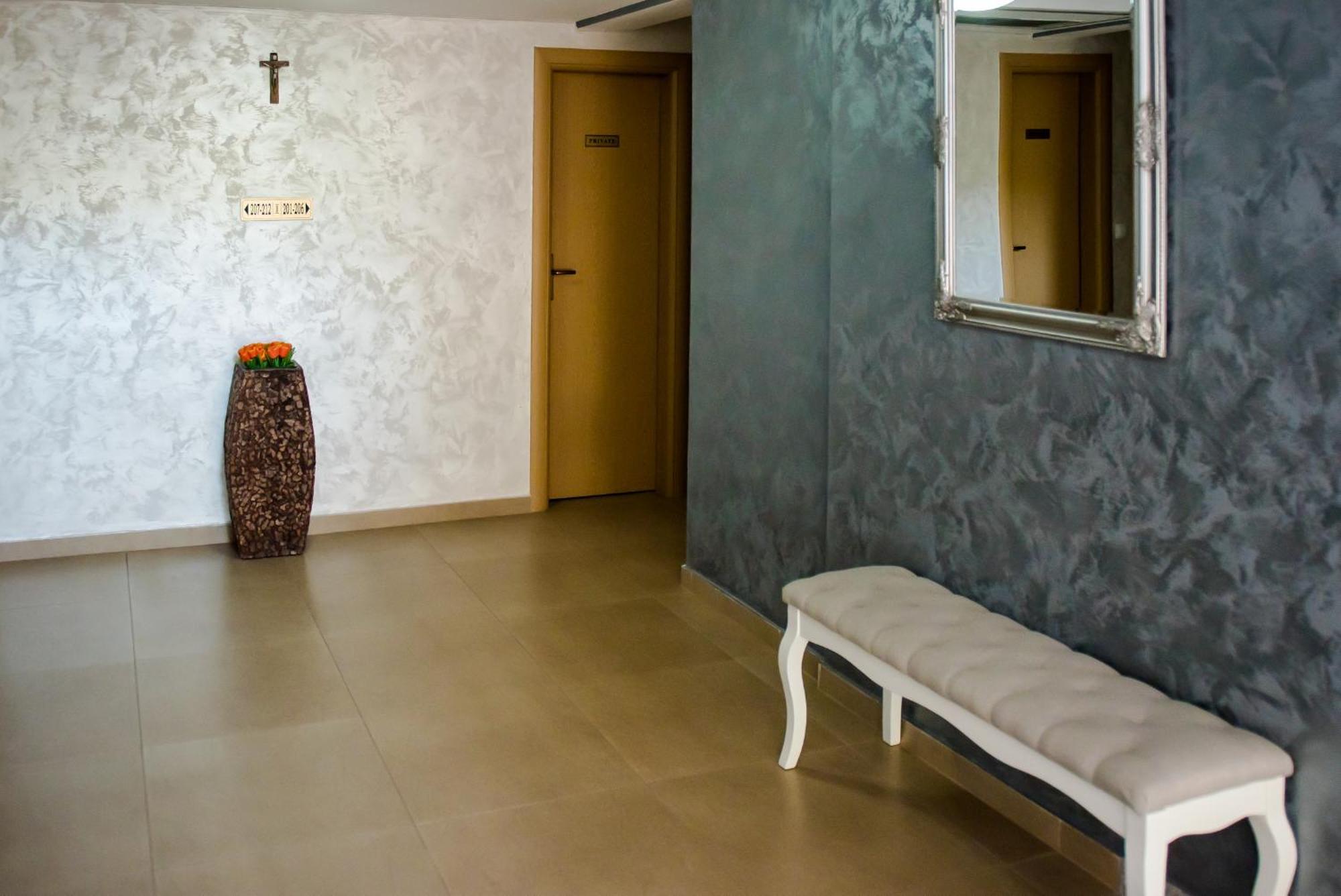 Hotel Villa Monako Medugorje Bagian luar foto