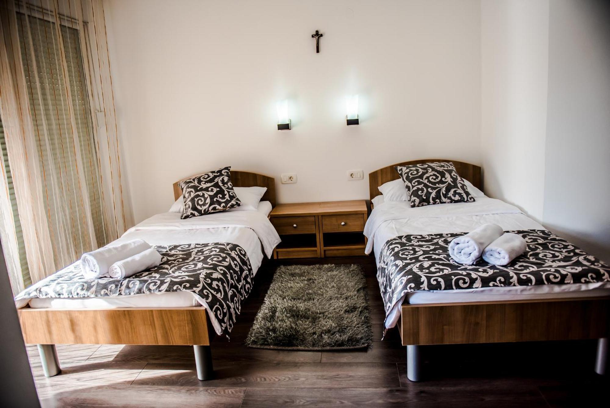 Hotel Villa Monako Medugorje Bagian luar foto