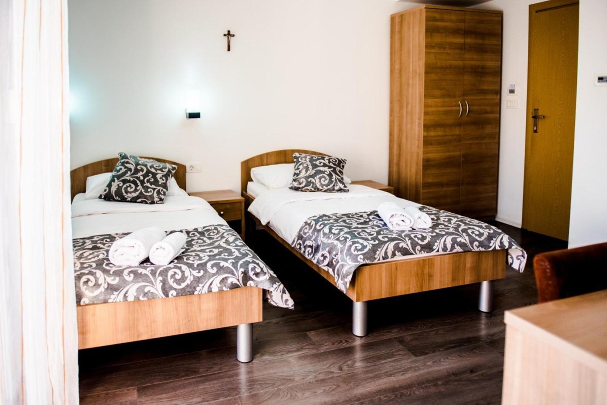 Hotel Villa Monako Medugorje Bagian luar foto